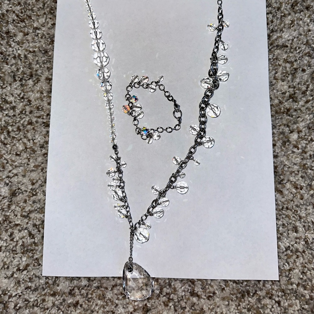 Swarovski Elegant Crystal Necklace and Bracelet Set